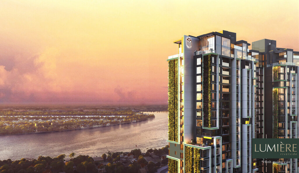 Lumière Riverside